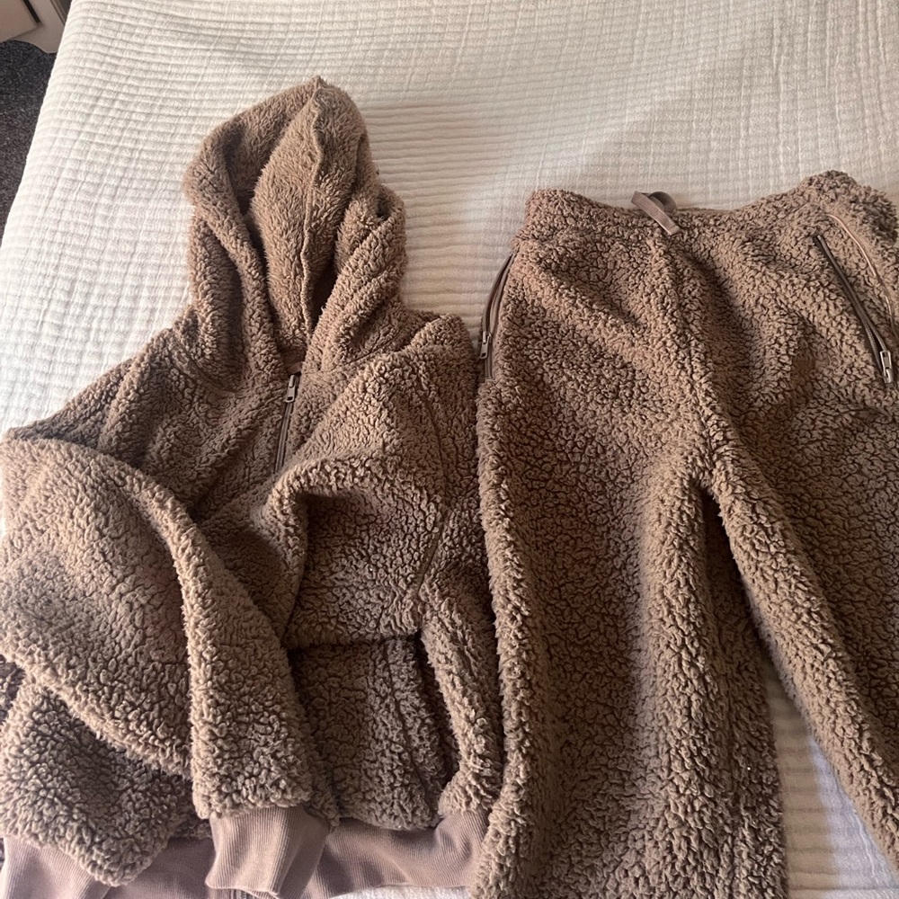 Skims matching Teddy zip up and sweat set